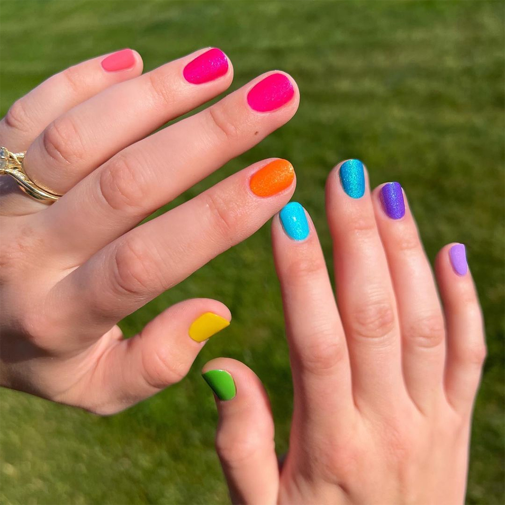 Tips to Have the Best Manicure When Traveling