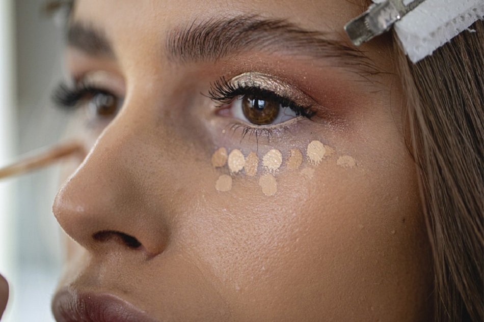 Use Makeup Products Wisely to Prevent Dryness